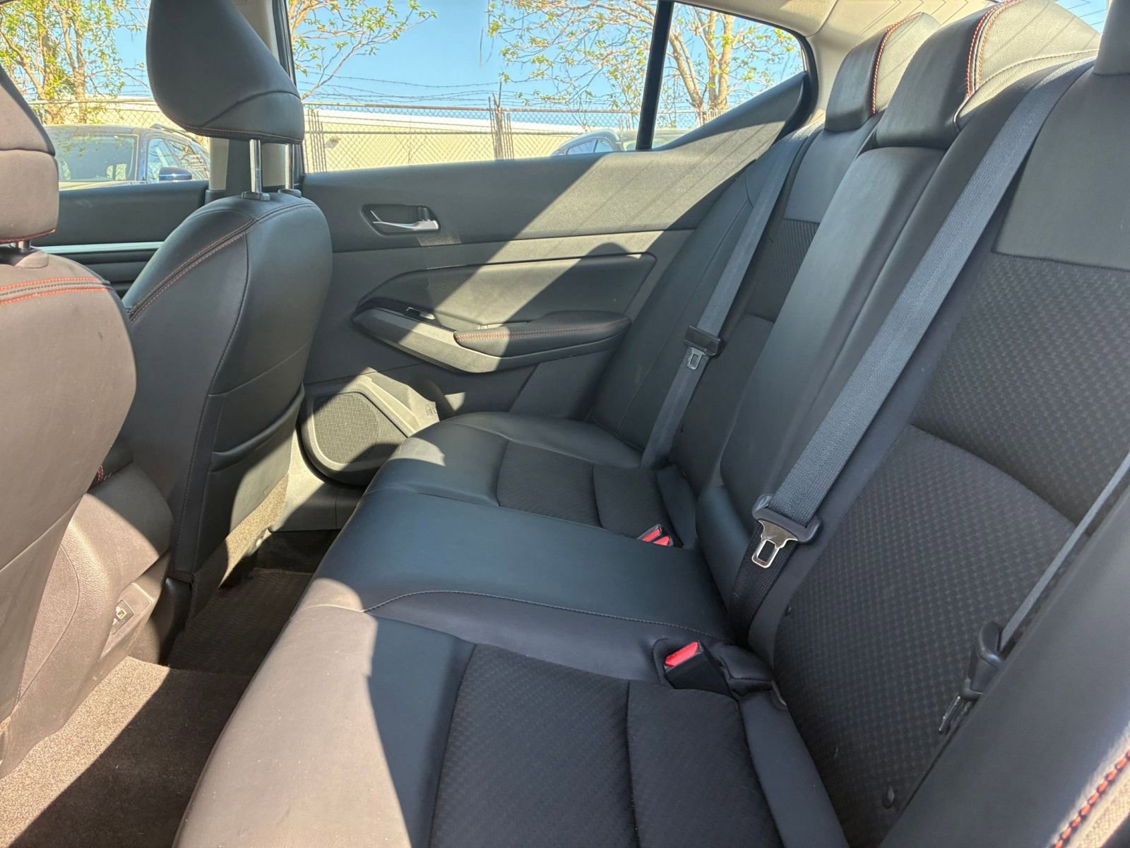 Used 2025 Nissan Altima 2.5 SR FWD image 21