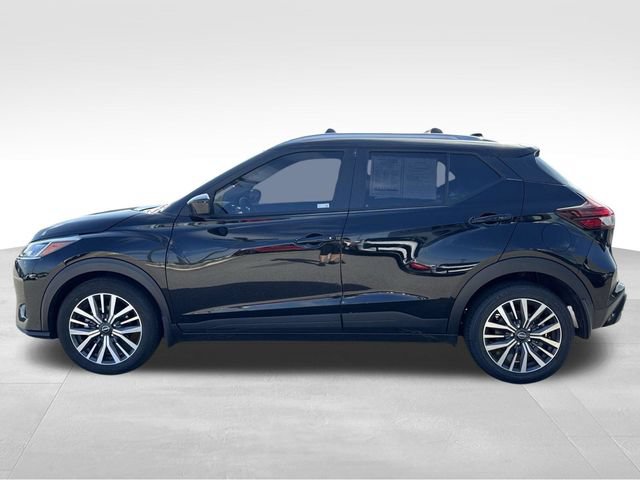 Used 2024 Nissan Kicks SV FWD image 3