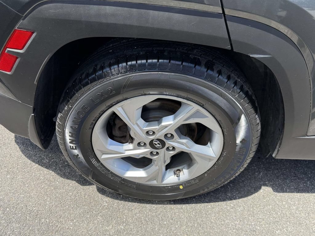 Certified 2022 Hyundai Tucson SE FWD image 9
