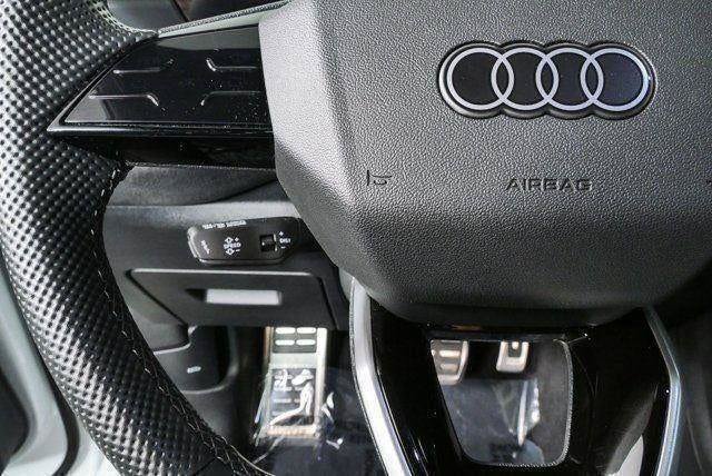 Used 2025 Audi SQ5 Premium Plus w/ Premium Plus Package AWD/4WD image 11