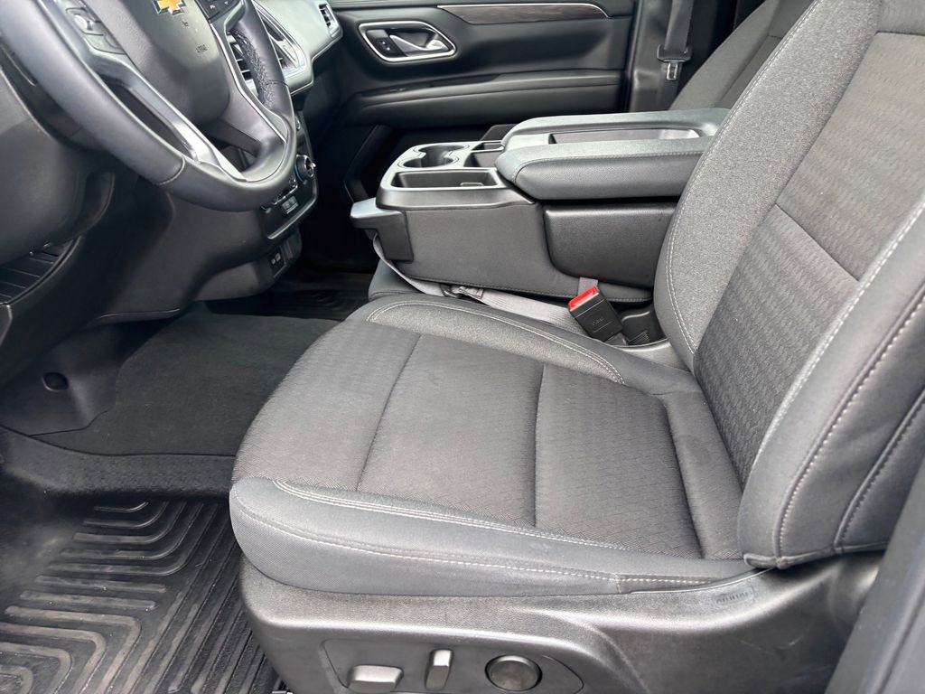 Certified 2024 Chevrolet Suburban LS w/ Driver Alert Package RWD image 9