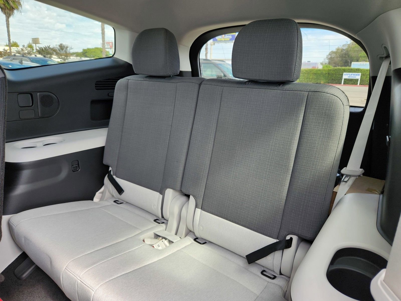 New 2026 Hyundai Ioniq 9 S image 14