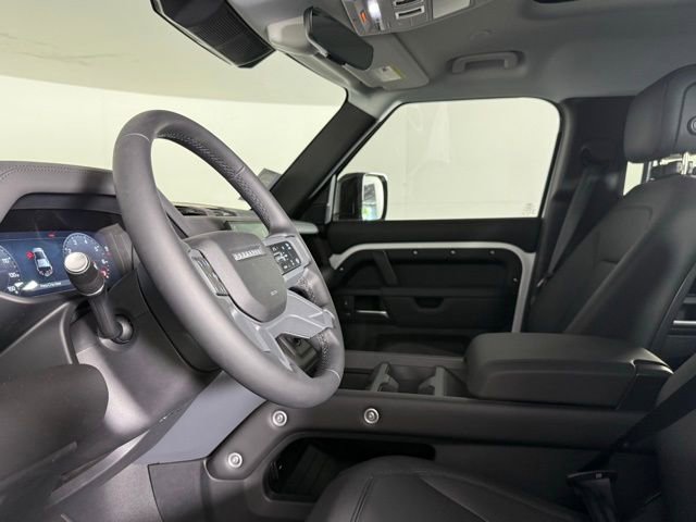 New 2026 Land Rover Defender 110 X-Dynamic SE AWD/4WD image 34