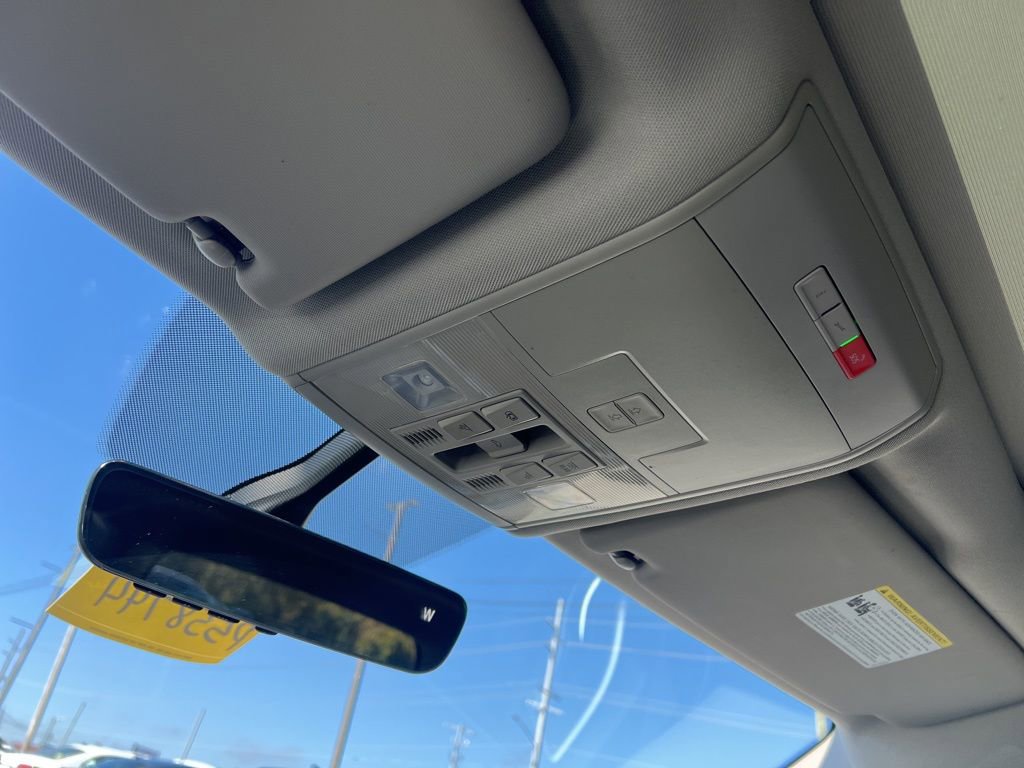 Used 2022 Volkswagen Atlas SE image 22