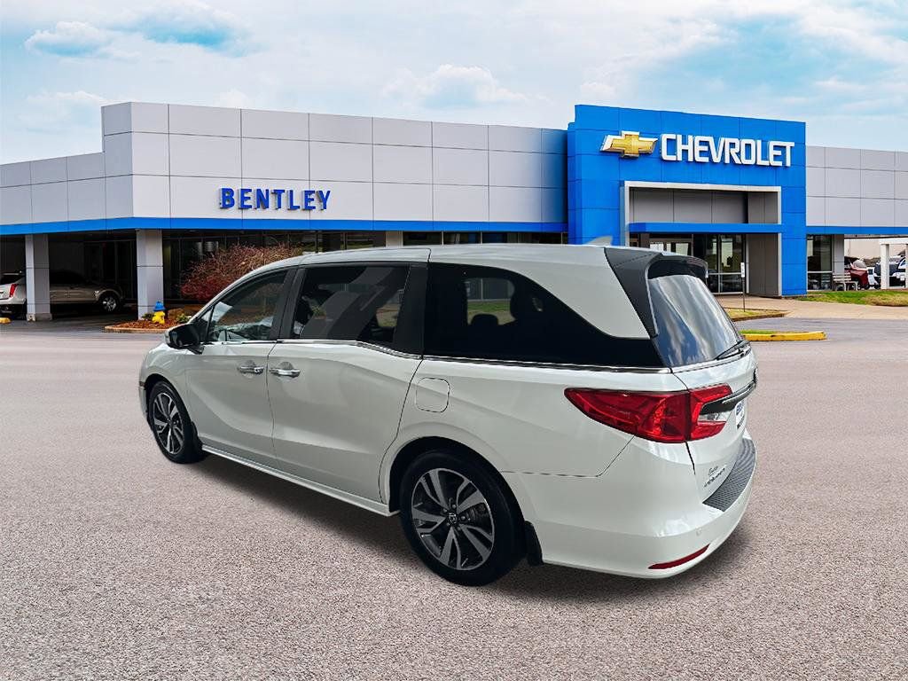 Used 2021 Honda Odyssey Touring image 3