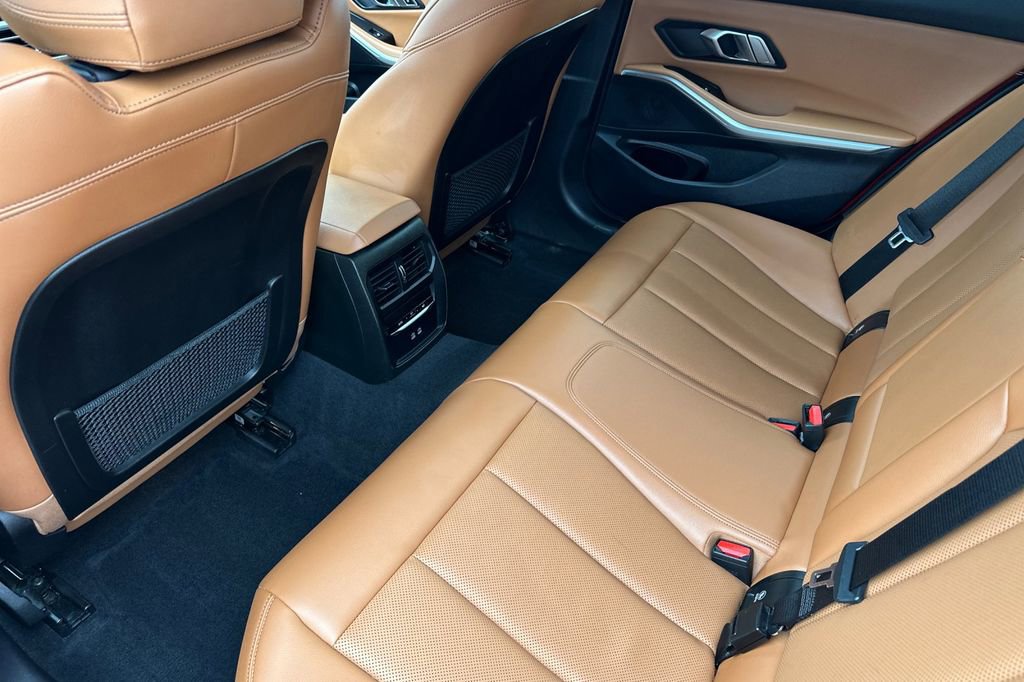 Used 2022 BMW 330i Sedan w/ Driving Assistance Package image 12