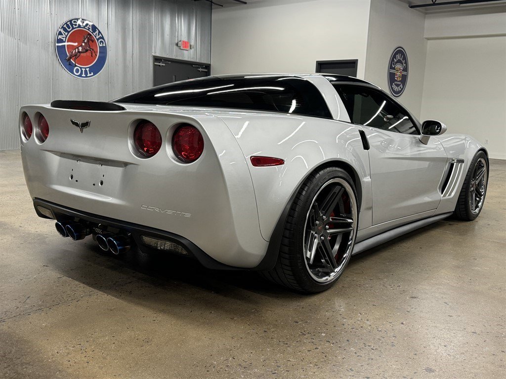 Used 2011 Chevrolet Corvette Grand Sport w/ Preferred Equipment Group image 15