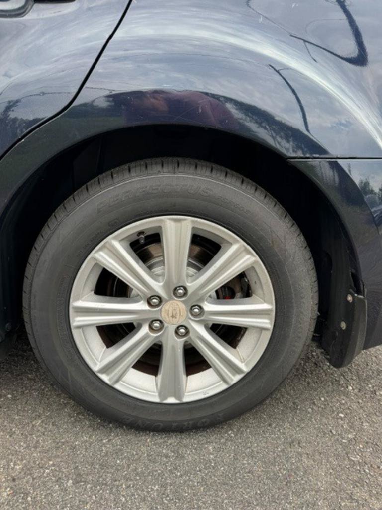 Used 2012 Subaru Legacy 2.5i Premium w/ All-Weather Pkg AWD/4WD image 18