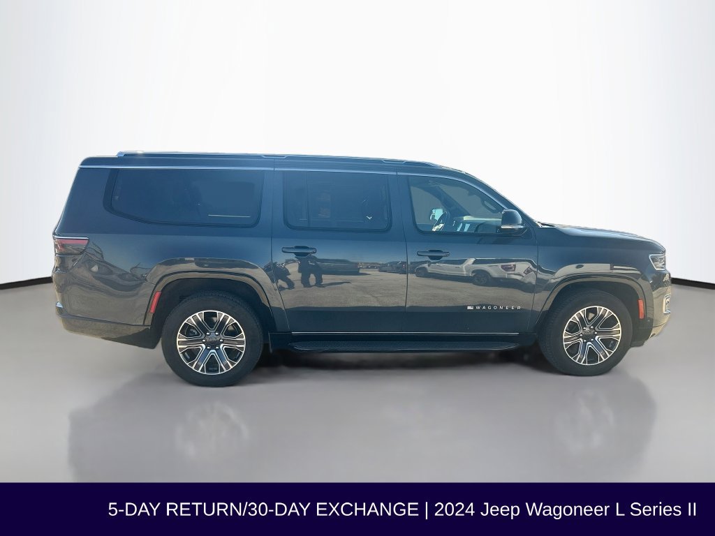 Used 2024 Jeep Wagoneer L Series II AWD/4WD image 9
