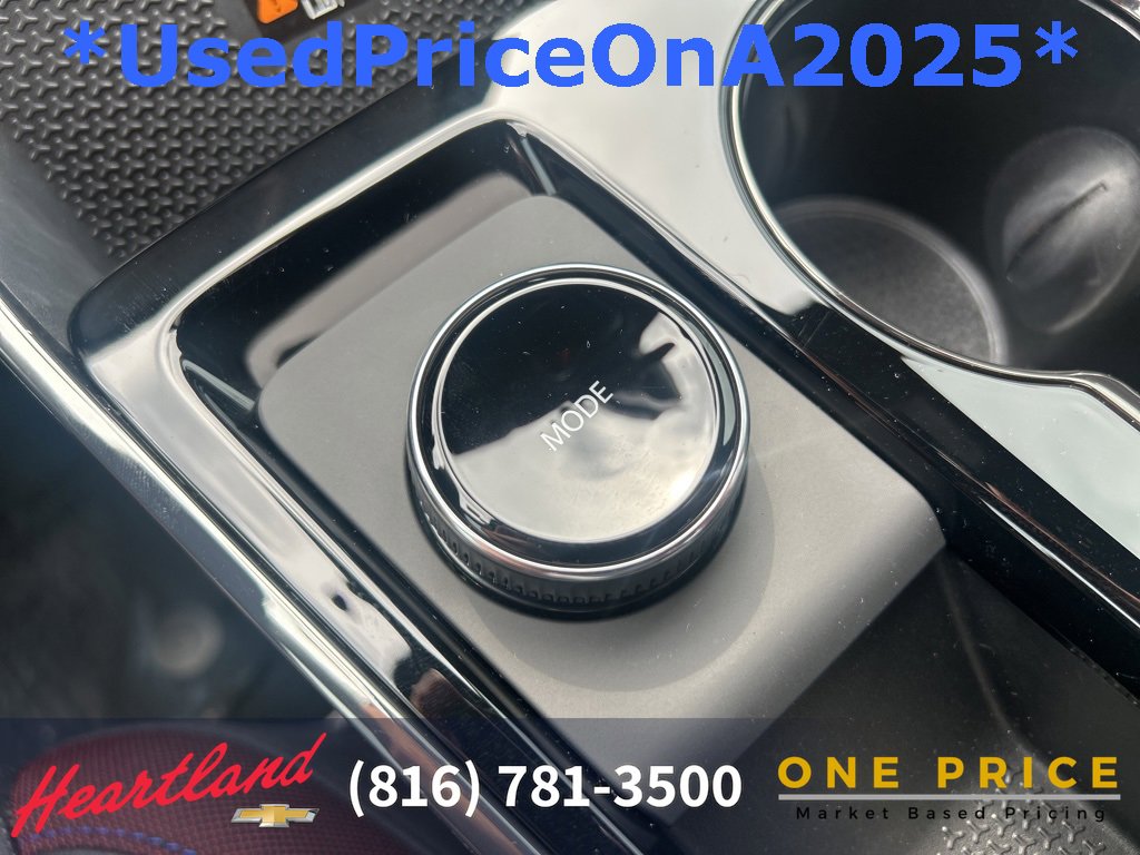 Used 2025 Chevrolet Equinox RS image 44