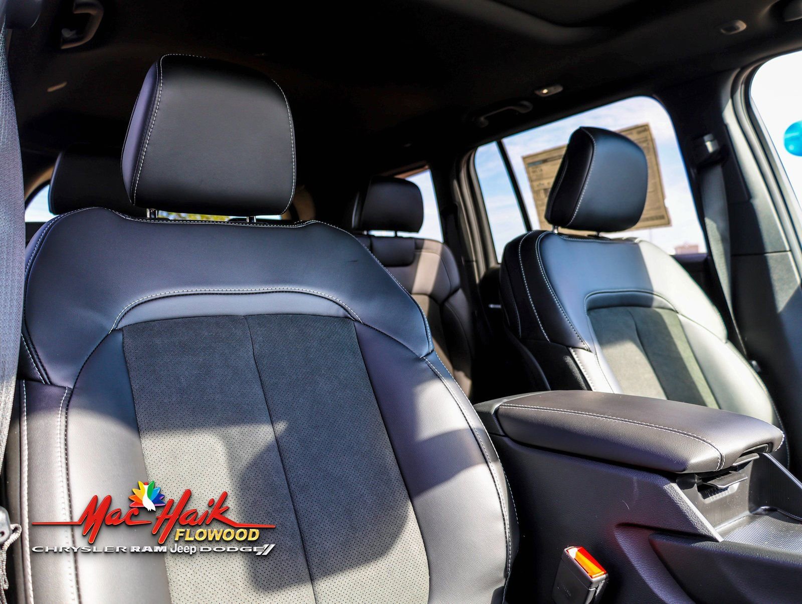 New 2026 Jeep Grand Cherokee Altitude image 12