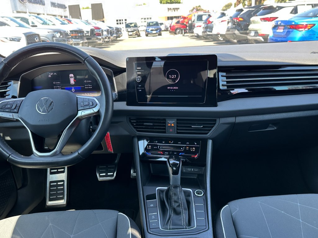 Used 2025 Volkswagen Jetta Sport FWD image 20
