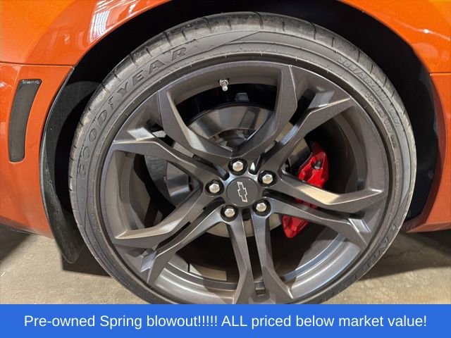 Used 2023 Chevrolet Camaro SS RWD image 10