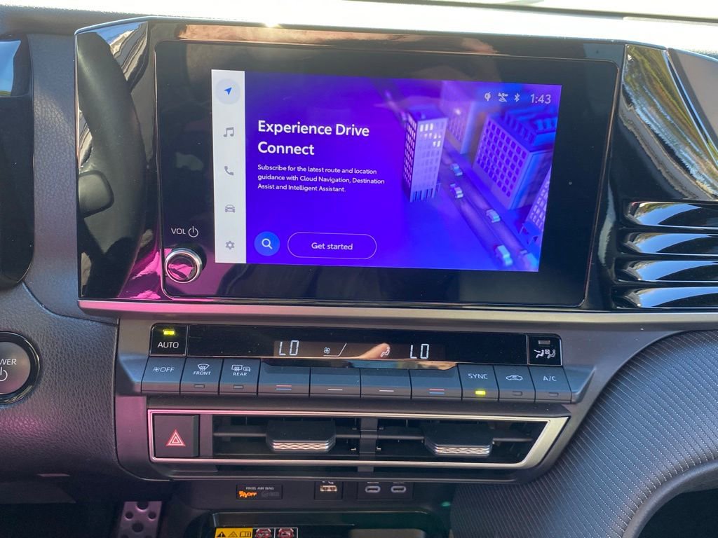 Used 2025 Toyota Camry SE image 24