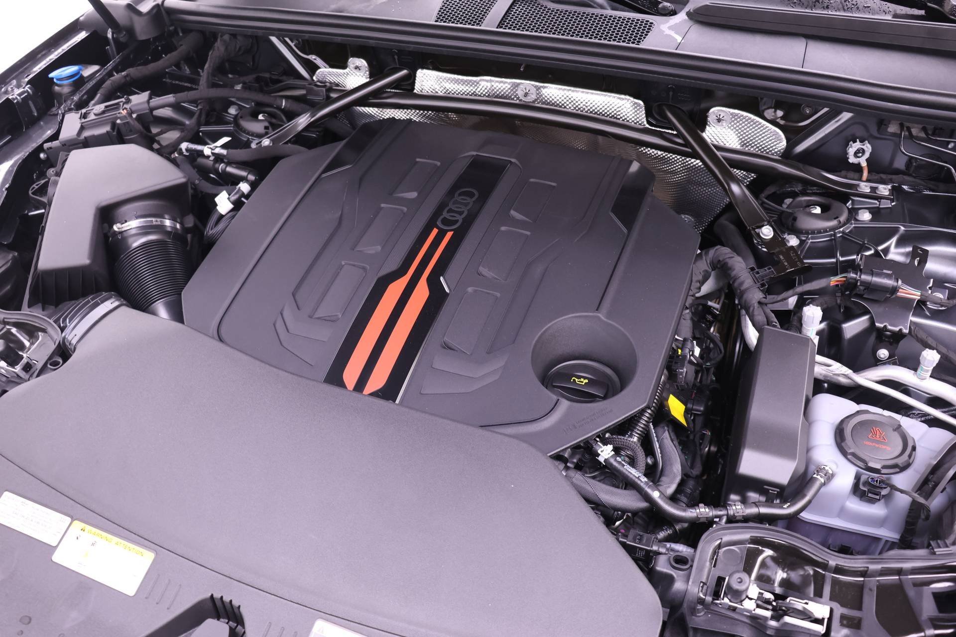 New 2025 Audi SQ5 Premium Plus image 17