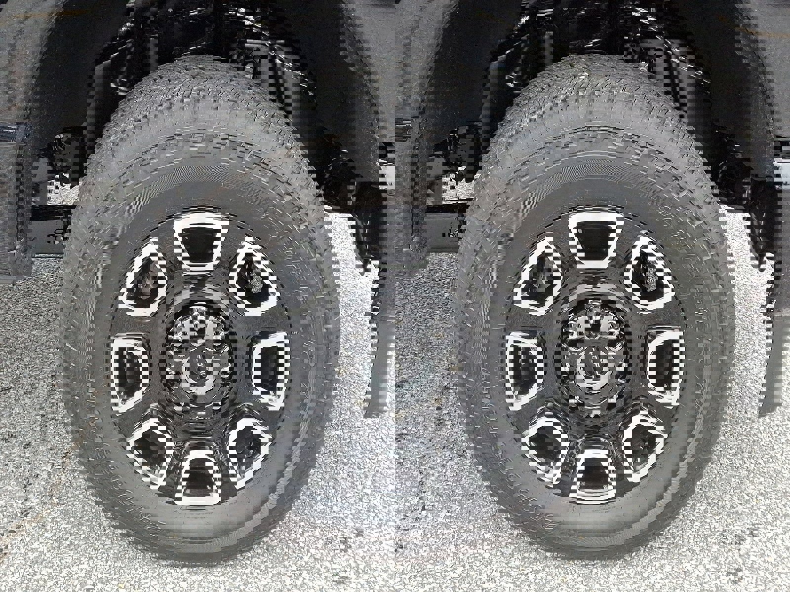 New 2025 Ford F350 Platinum w/ Snow Plow Prep Package image 5