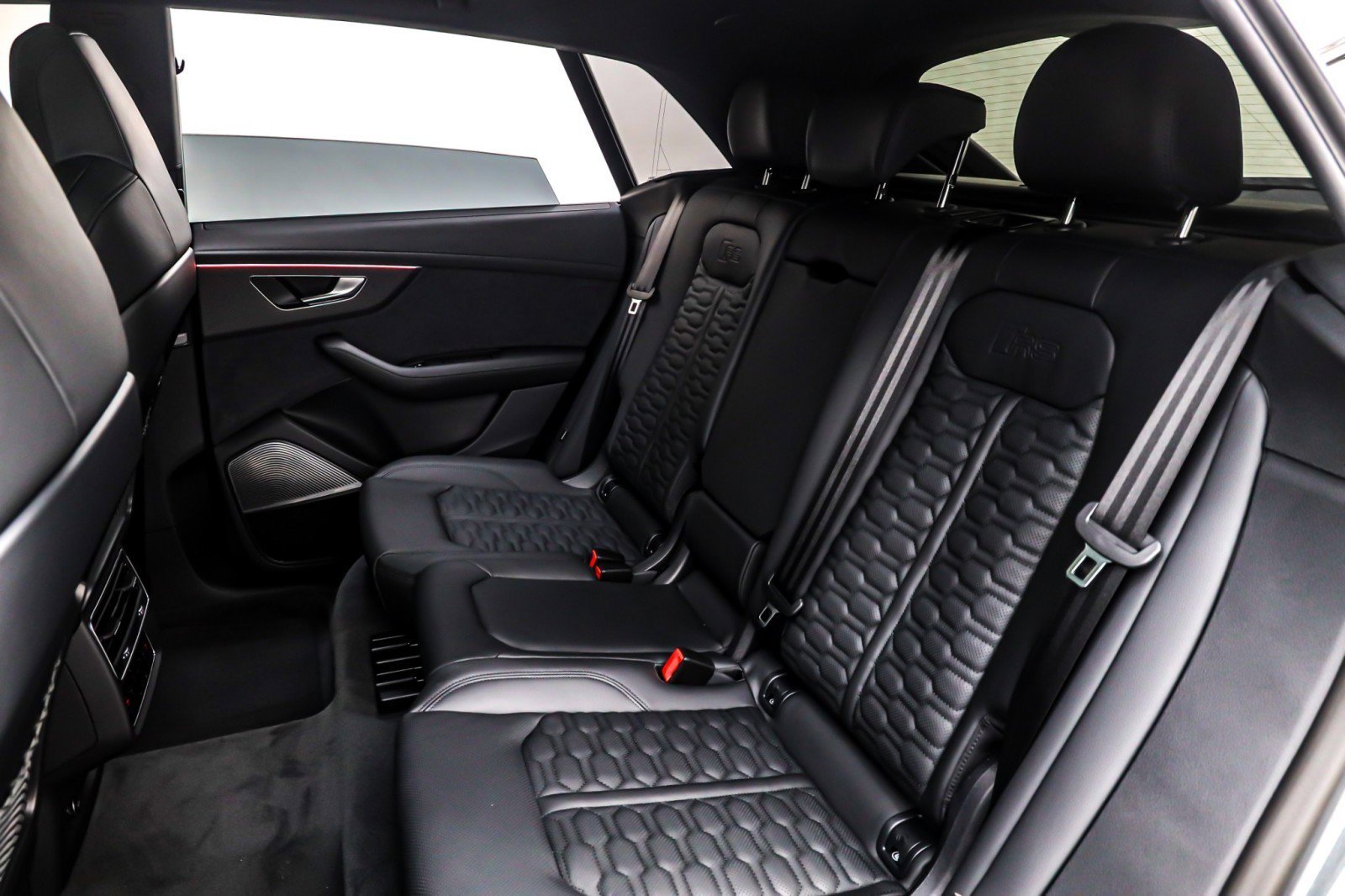 New 2026 Audi RS Q8 performance image 8