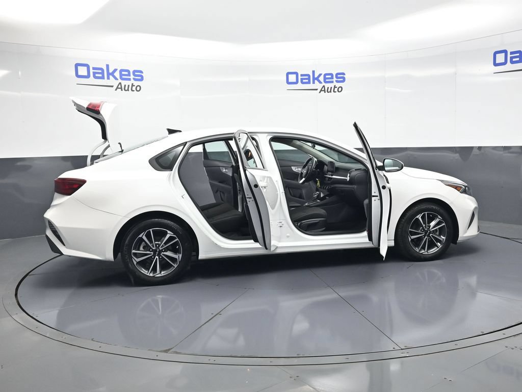 Certified 2024 Kia Forte LXS FWD image 50
