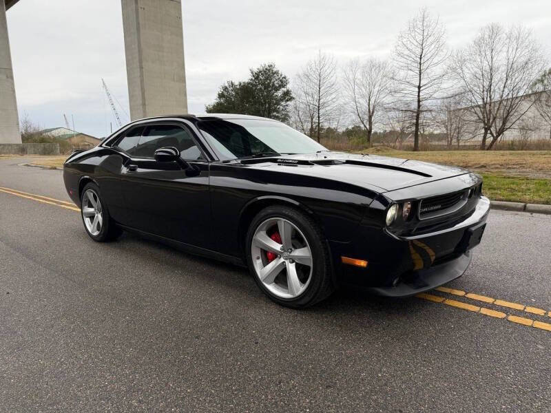 Used 2010 Dodge Challenger SRT8 RWD image 11