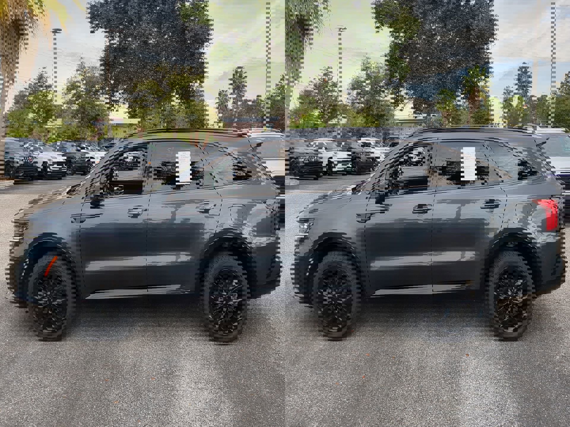 Used 2022 Kia Sorento SX image 9