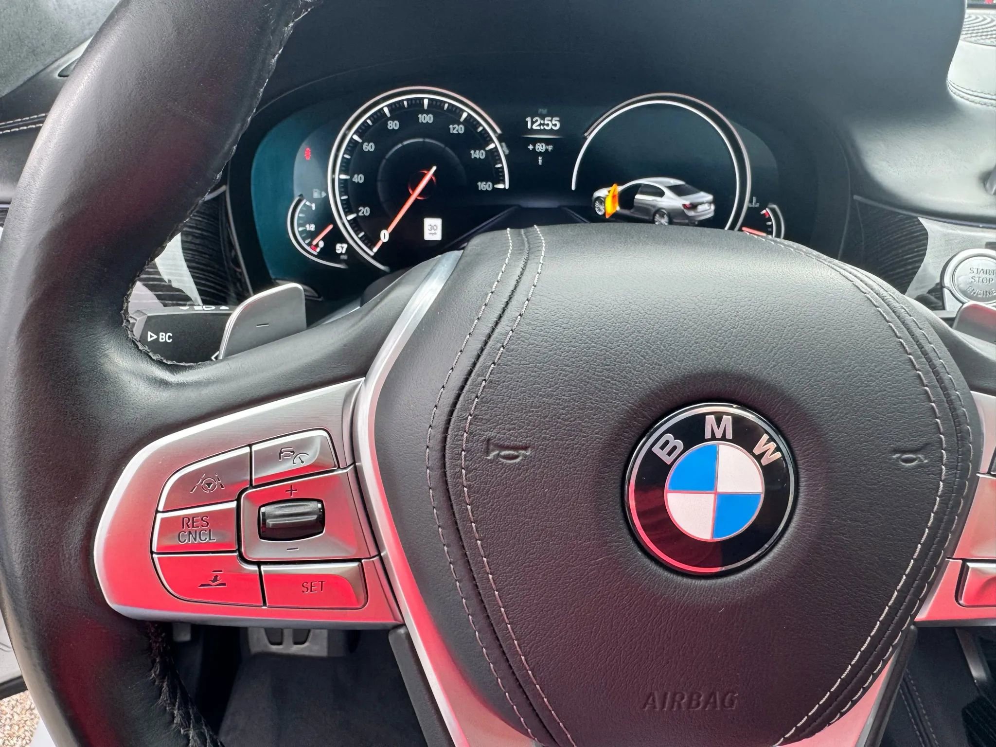 Used 2019 BMW 750i w/ Executive Package image 32