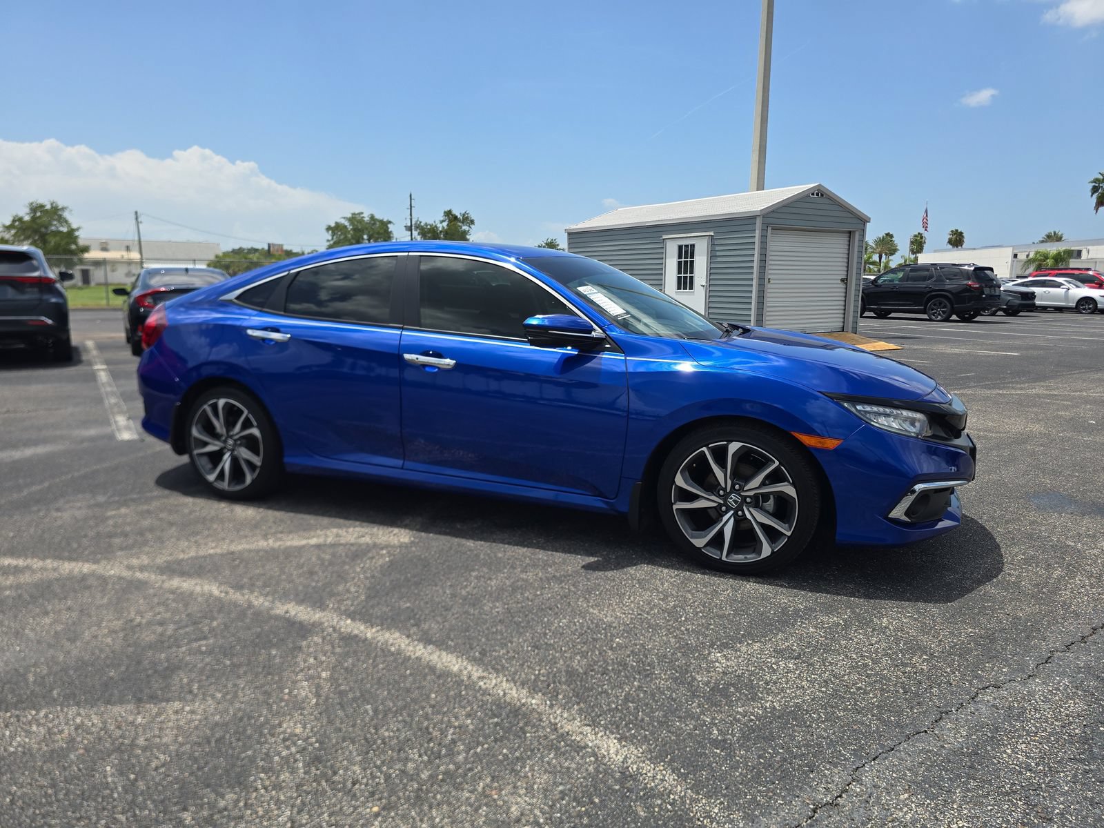 Used 2021 Honda Civic Touring image 2