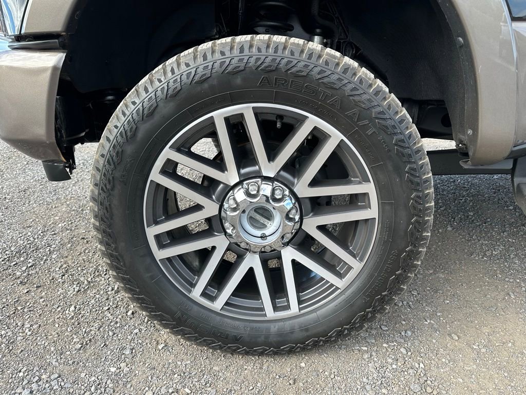 Used 2022 Ford F250 King Ranch w/ Chrome Package image 14
