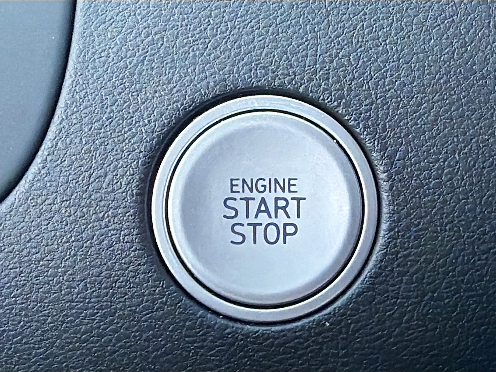 Used 2024 Hyundai Santa Cruz Limited image 37