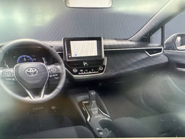 Used 2026 Toyota Corolla SE FWD image 4