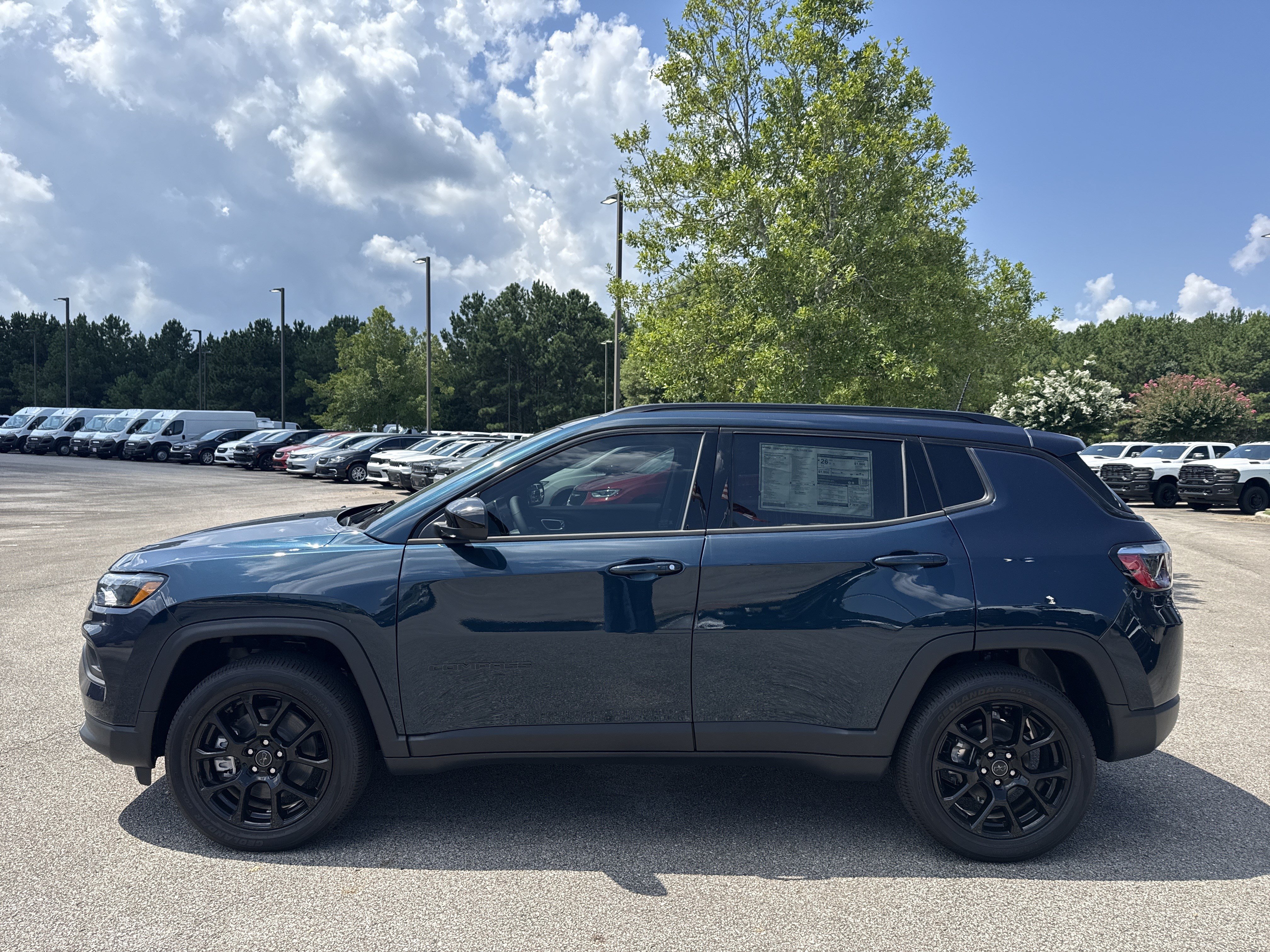 New 2026 Jeep Compass Latitude AWD/4WD image 4
