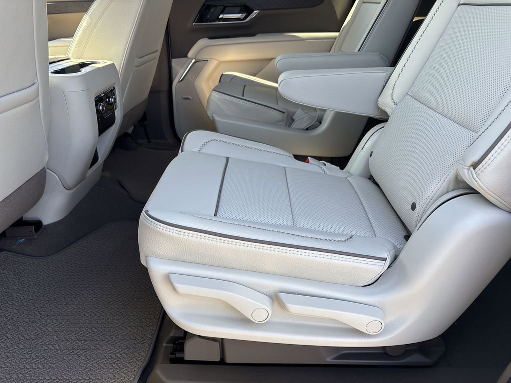New 2026 GMC Yukon XL Denali image 25