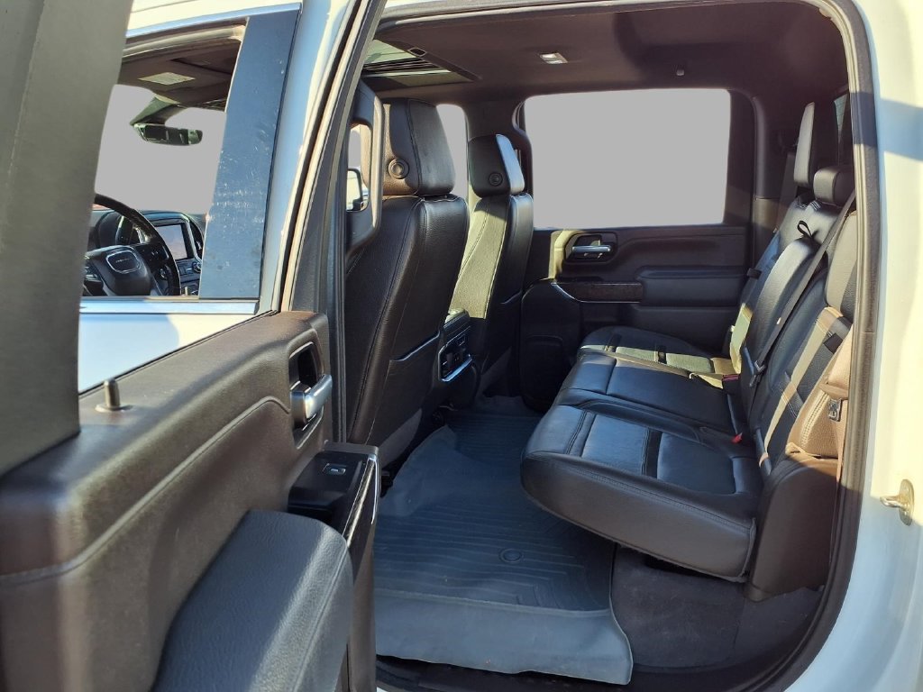 Used 2021 GMC Sierra 3500 Denali w/ Denali Ultimate Package AWD/4WD image 24