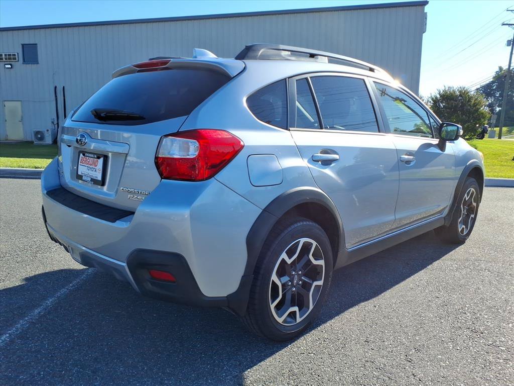Used 2016 Subaru Crosstrek 2.0i Limited AWD/4WD image 4