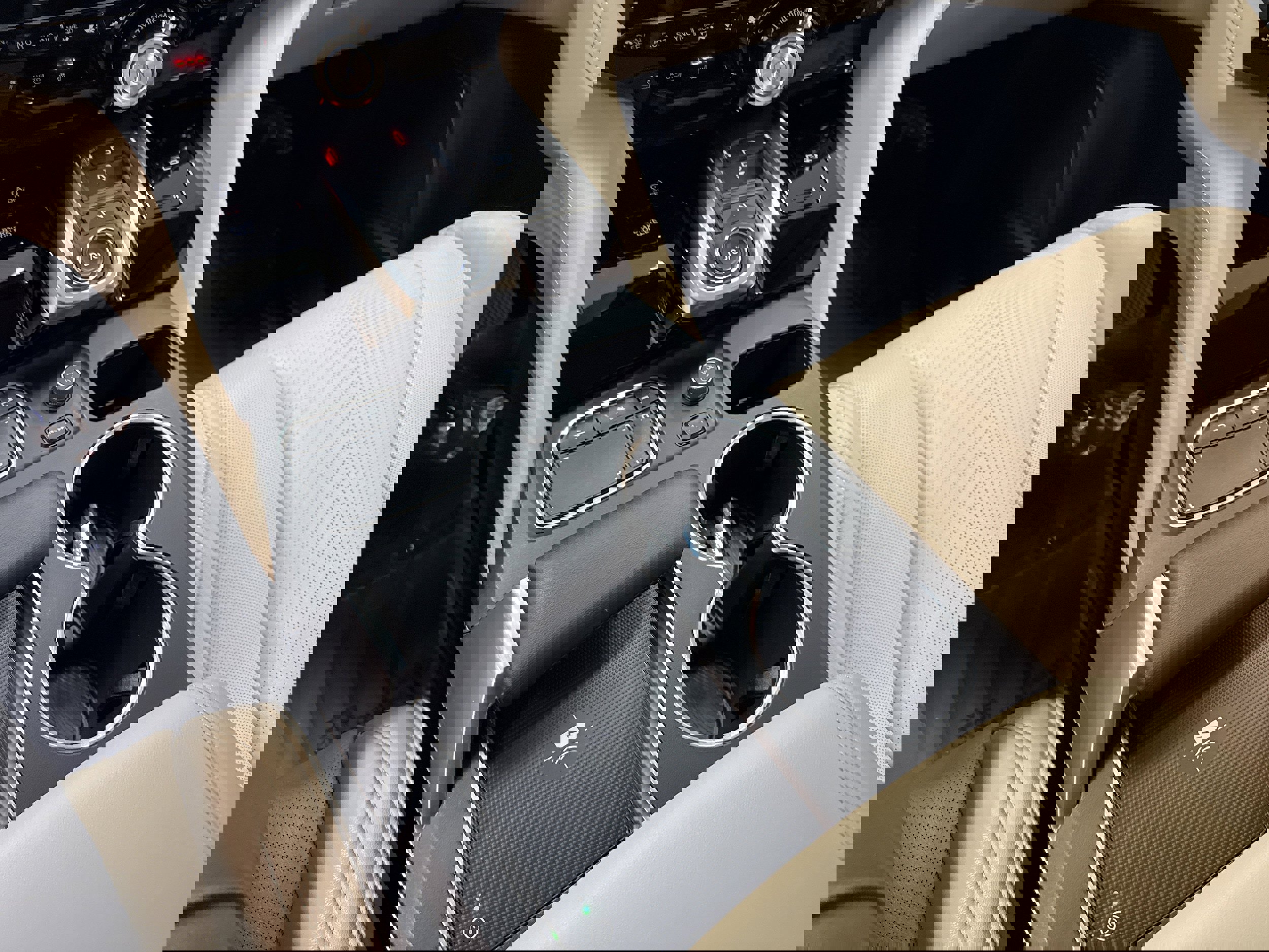 Used 2023 Acura MDX SH-AWD w/ Advance Package image 10