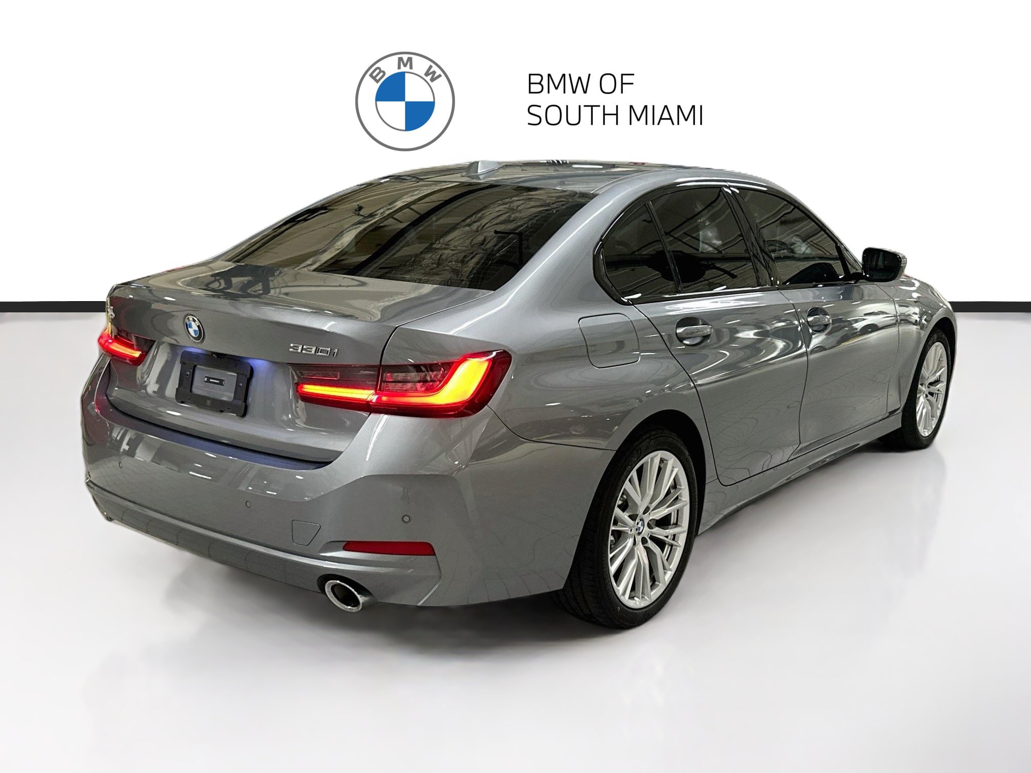 Certified 2023 BMW 330i Sedan w/ Convenience Package RWD image 7