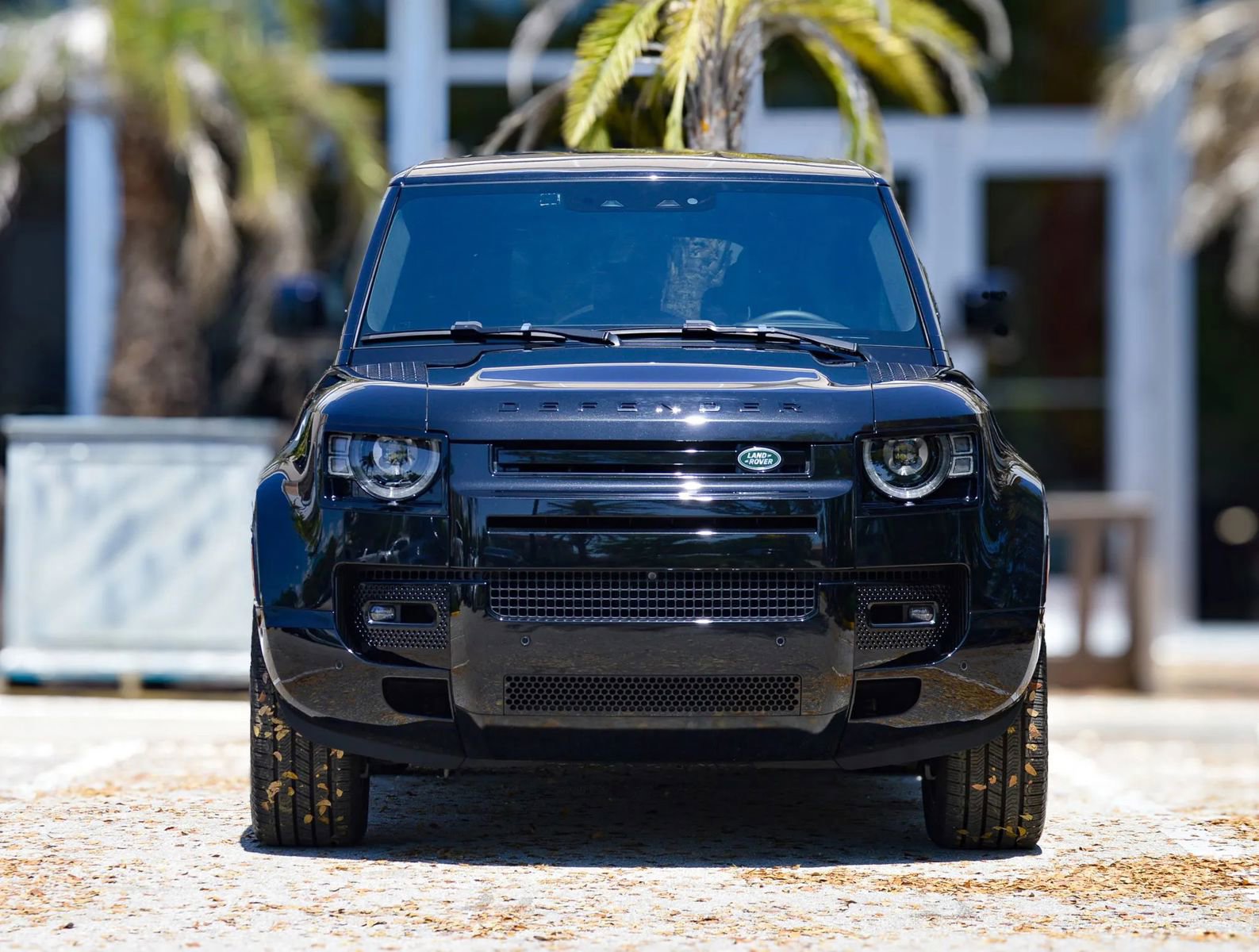 Used 2025 Land Rover Defender 130 V8 image 22