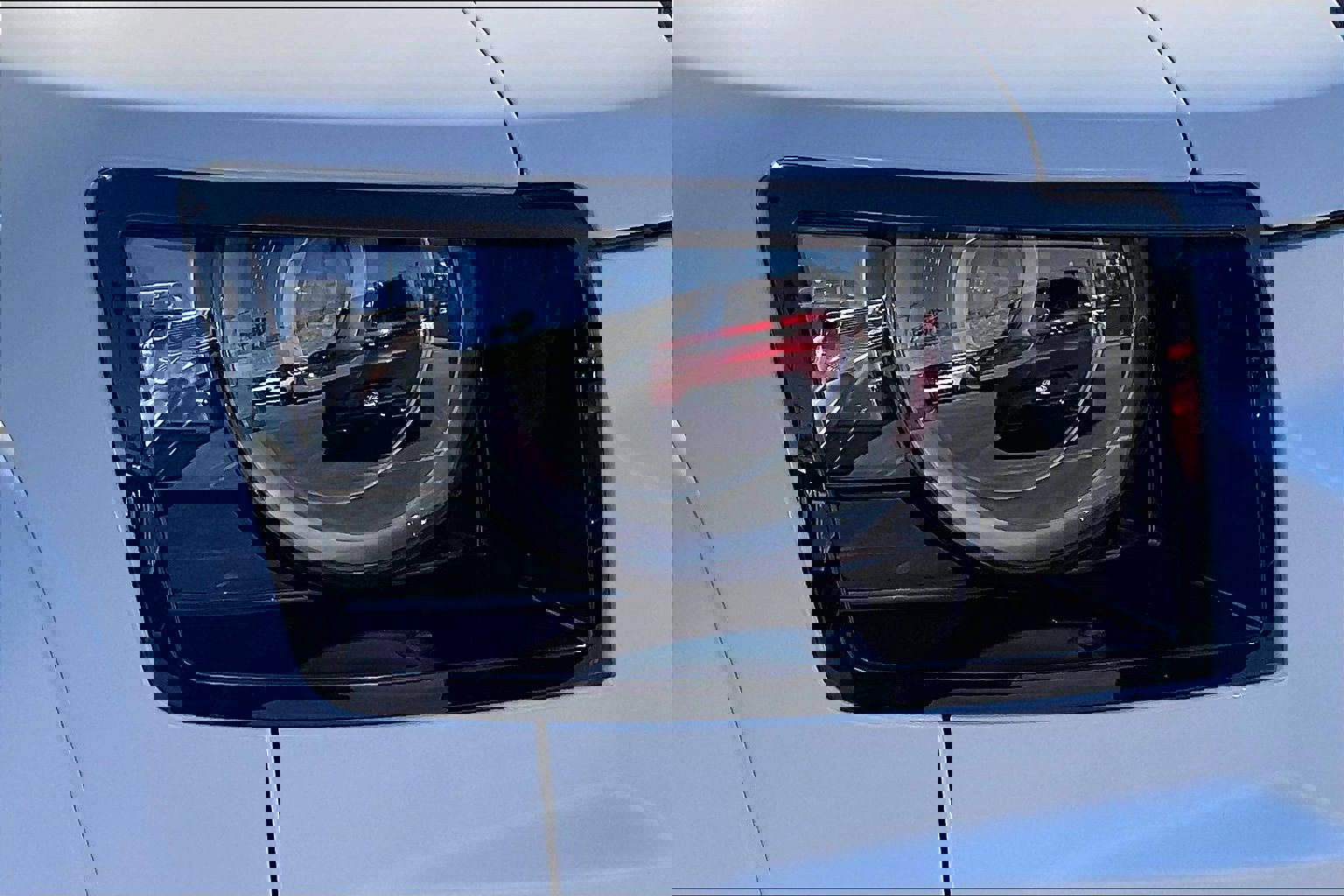 New 2026 Land Rover Defender 110 OCTA image 17