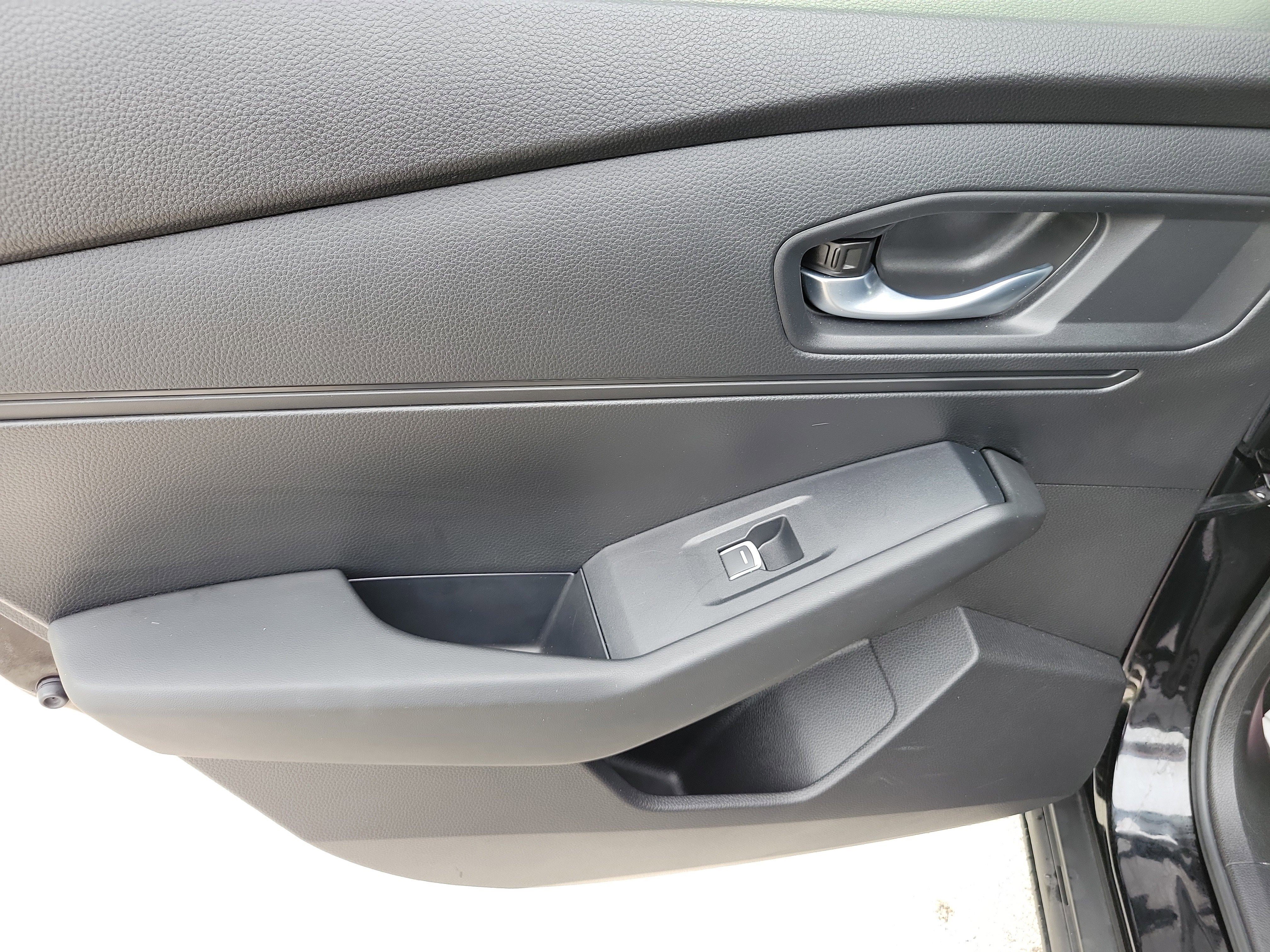 Used 2025 Honda Accord SE image 10