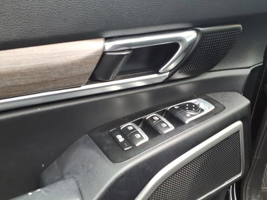 Used 2020 Kia Telluride EX w/ EX Premium Package image 24