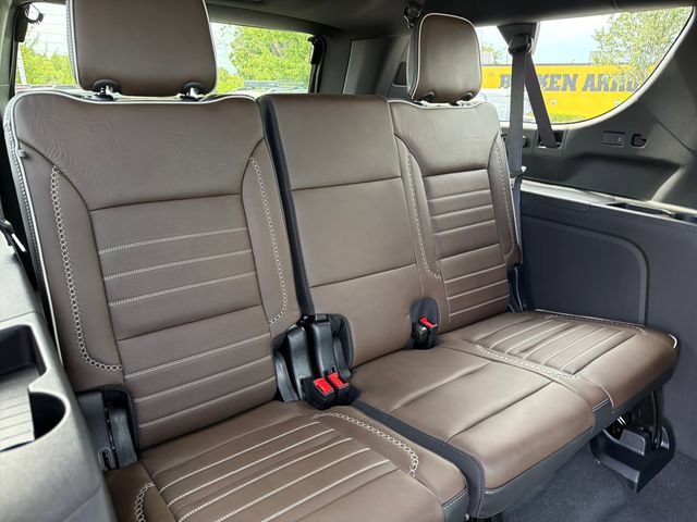 New 2026 GMC Yukon XL Denali Ultimate AWD/4WD image 23