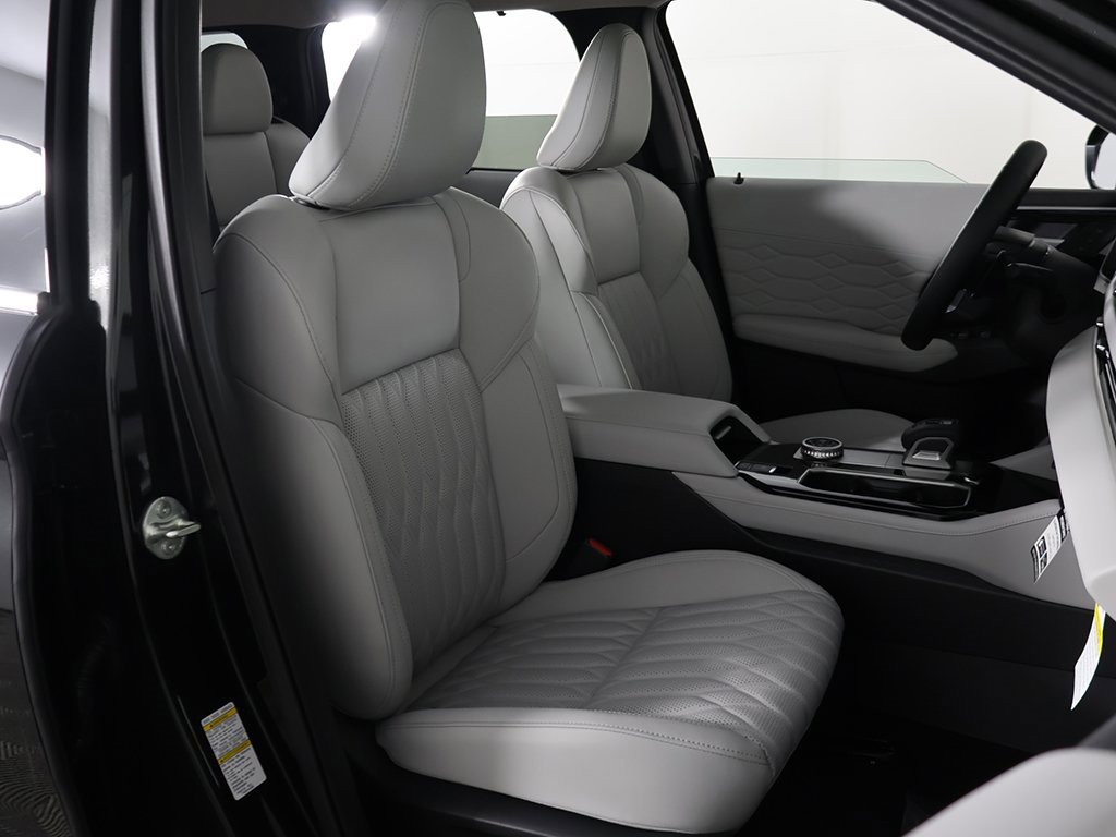 New 2025 Mitsubishi Outlander SEL image 33