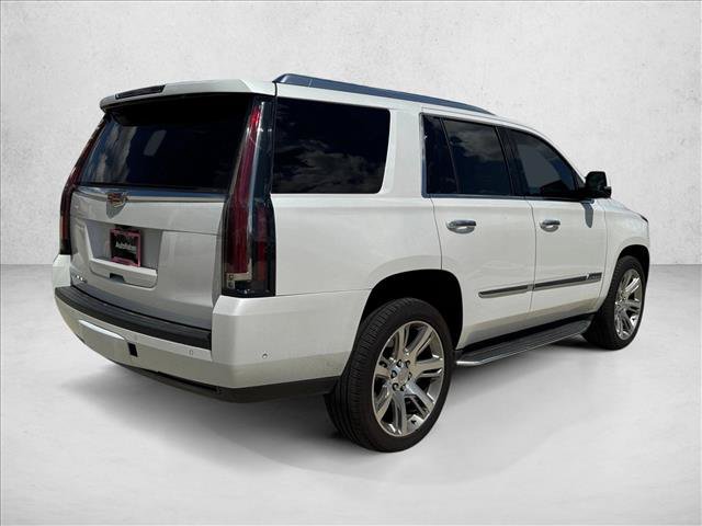 Used 2020 Cadillac Escalade Premium Luxury RWD image 5