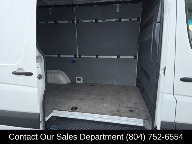 Used 2017 Freightliner Sprinter 2500 image 13