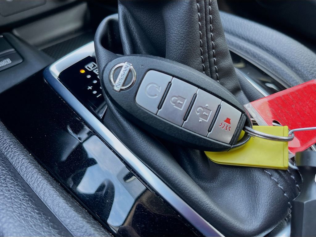 Used 2021 Nissan Rogue Sport SL w/ Premium Package FWD image 34