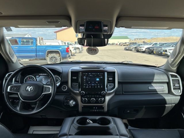 Used 2022 RAM 1500 Laramie AWD/4WD image 11