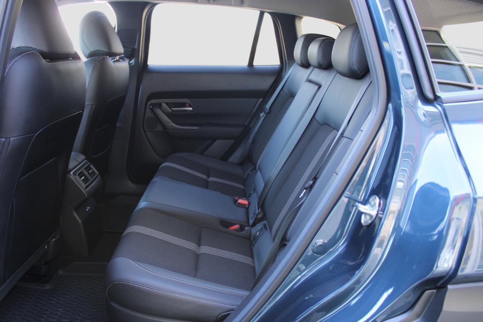 Used 2025 MAZDA CX-50 2.5 Hybrid w/ Weather Package image 32