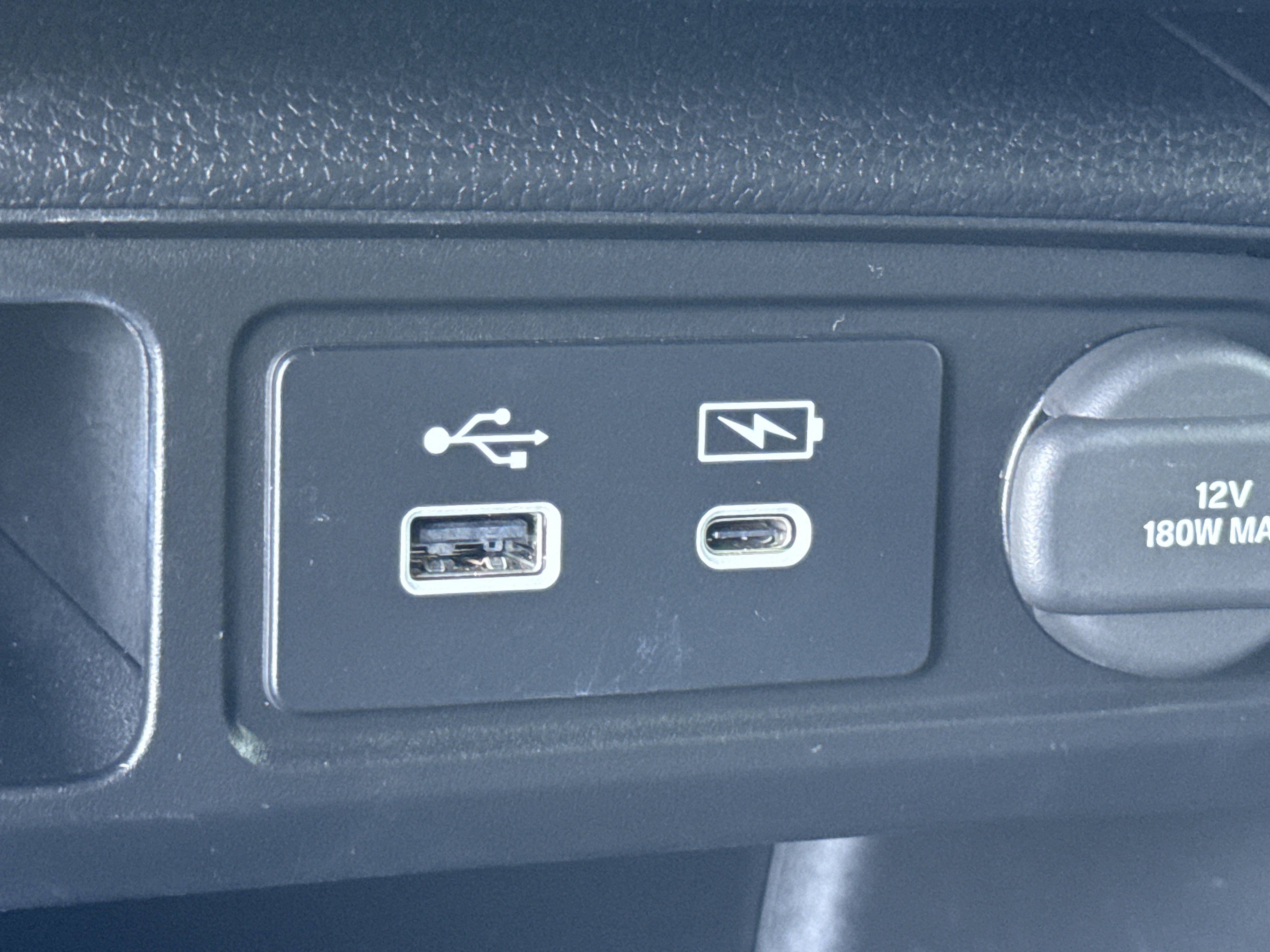 Certified 2025 Honda Pilot Sport image 30
