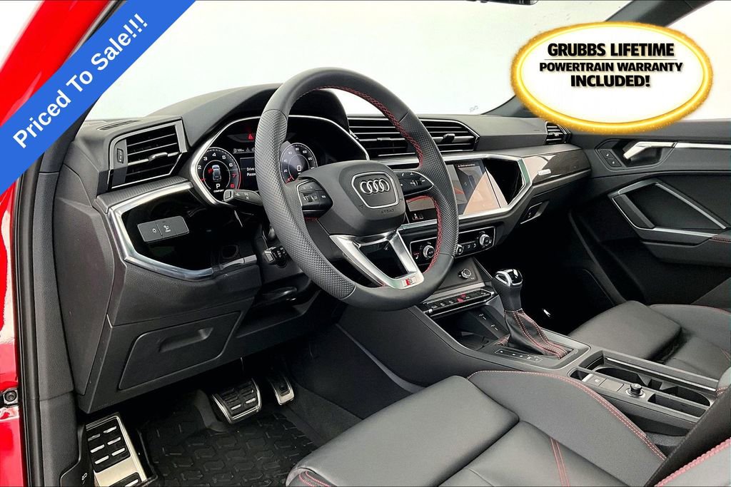 Used 2025 Audi Q3 2.0T Premium Plus AWD/4WD image 16