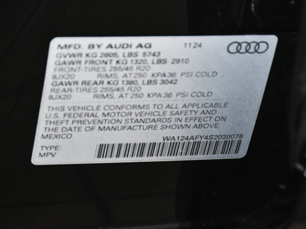 Used 2025 Audi SQ5 Premium Plus image 25