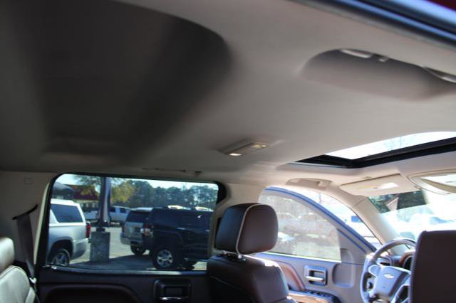 Used 2015 Chevrolet Silverado 1500 High Country w/ High Country Premium Package image 28